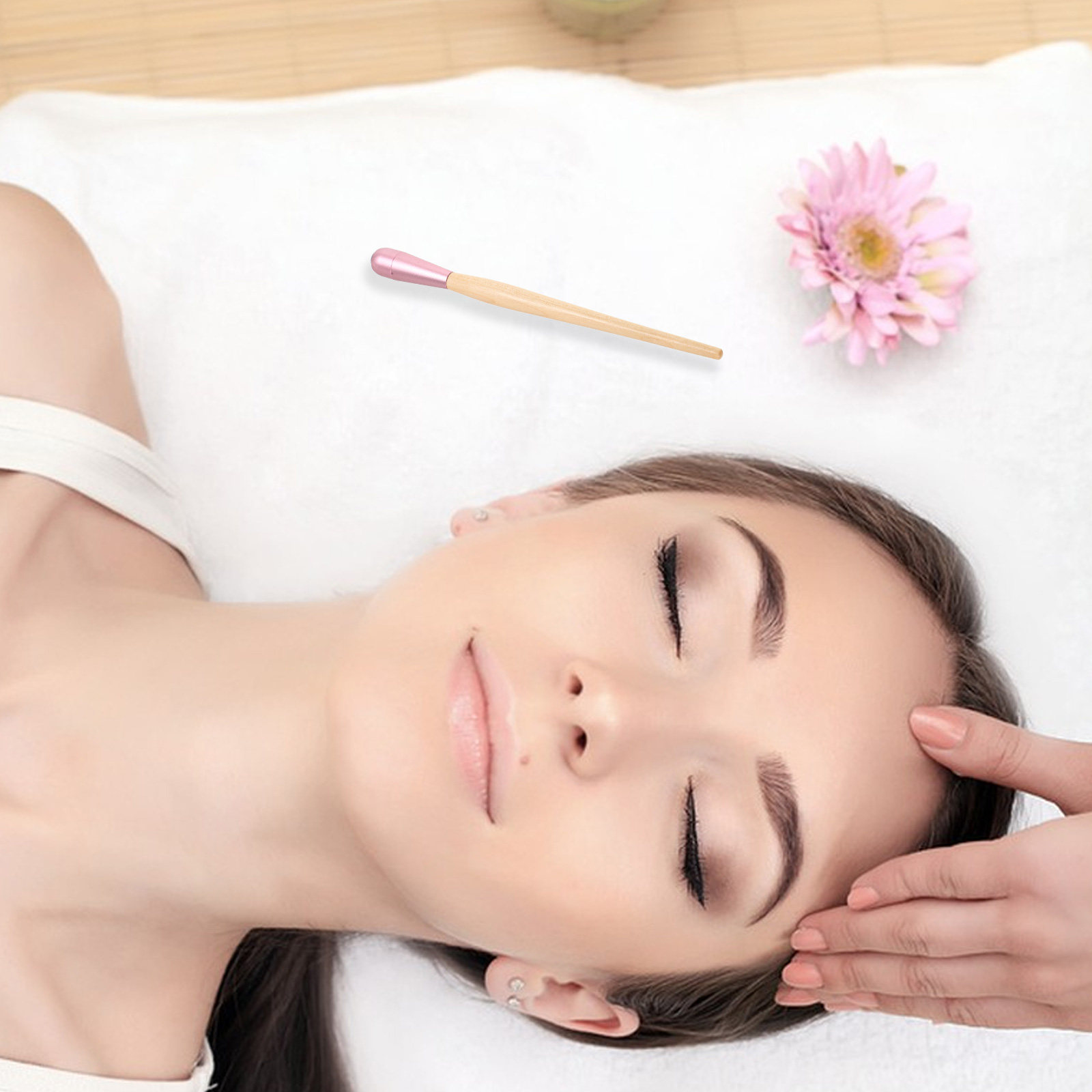 Face Ice Roller Puffiness - 顔や目の周りのマッサージに使えるジェイド製のフェイスローラー。冷感でむくみや疲労を和らげ、肌を落ち着かせる美容ツール。